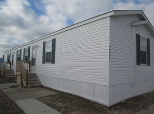 20608 Glen Allen Dr, Clinton Twp, MI 48036
