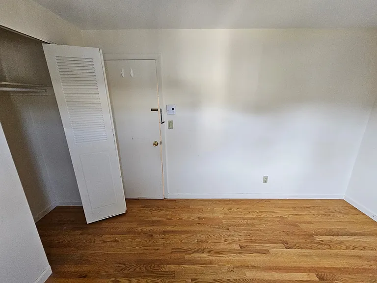 115 Clifton St #10 — Photo 5