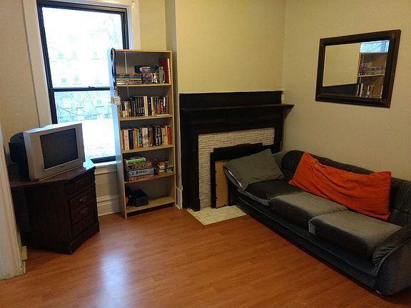 5th image of 6704 Thomas Blvd APT 2L
