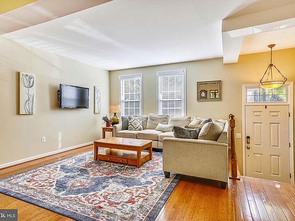 5th image of 6246 Taliaferro Way