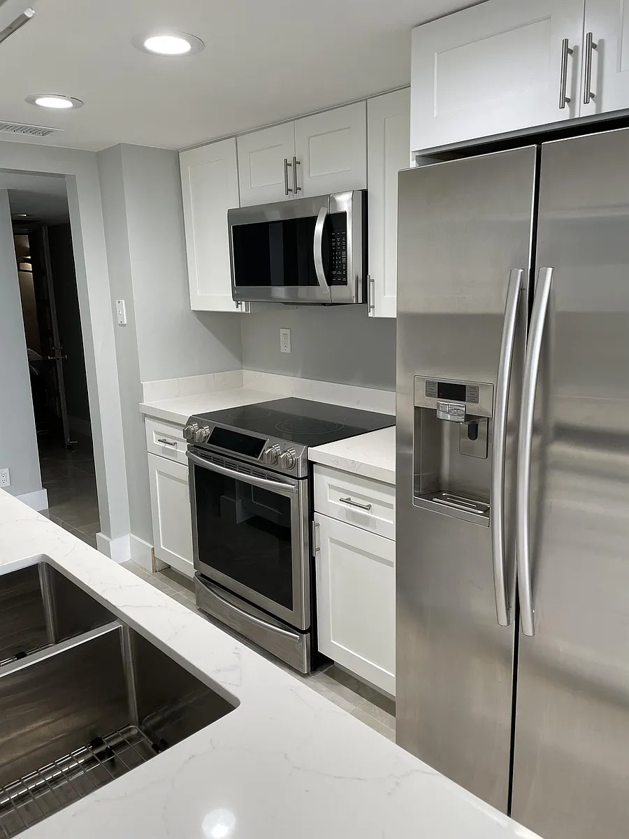 Building Photo - 3031 N Ocean Blvd #903