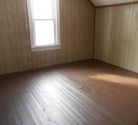 2nd image of 1206 Franklin St
