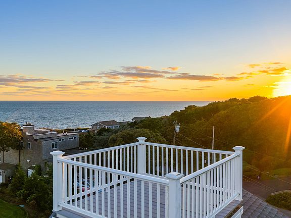 5th image of 9 Wadsworth Road