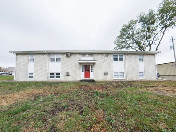 104 2nd St NW, 104 2nd St NW #3, Mitchellville, IA 50169