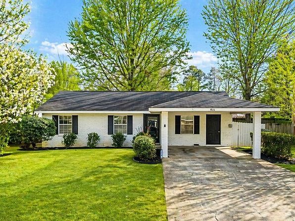 900 Hollins Rd
