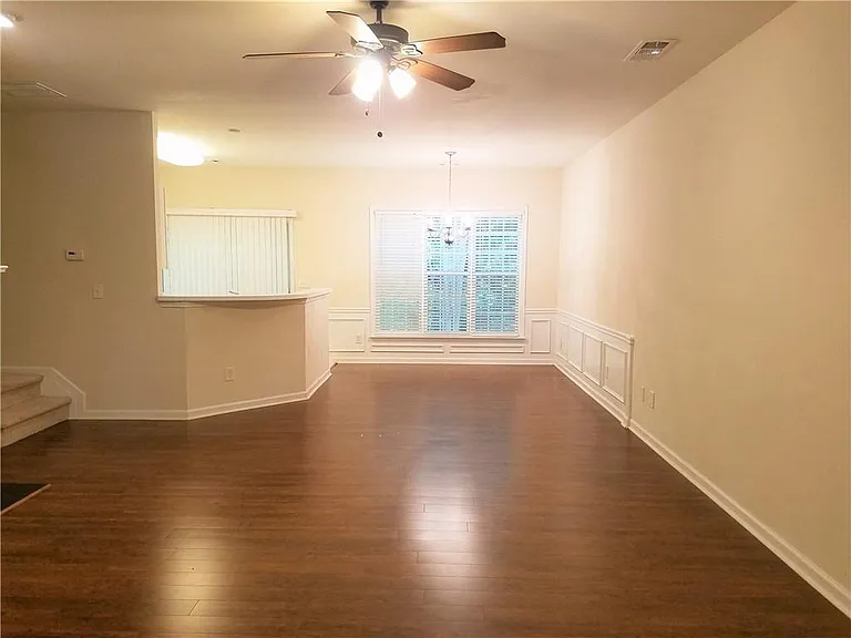 3645 Postwaite Cir — Photo 3