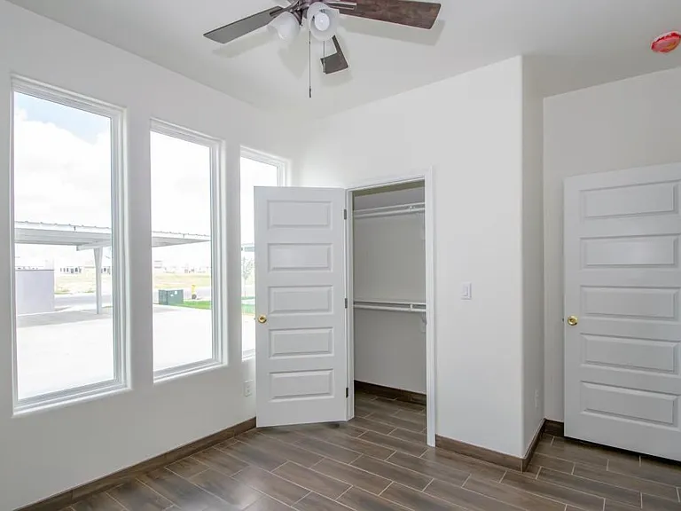 3012 W Sandlewood St — Photo 26