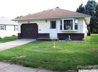 39 Charlotteville Dr S, Toms River, NJ 08757