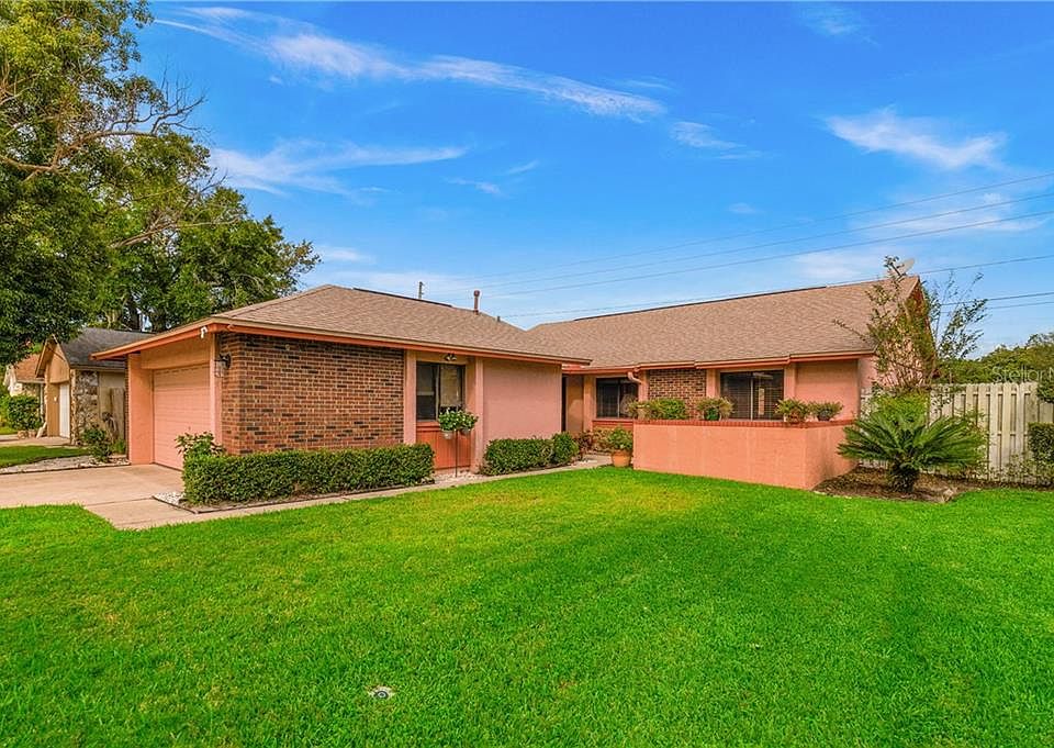 1st image of 333 Kantor Blvd