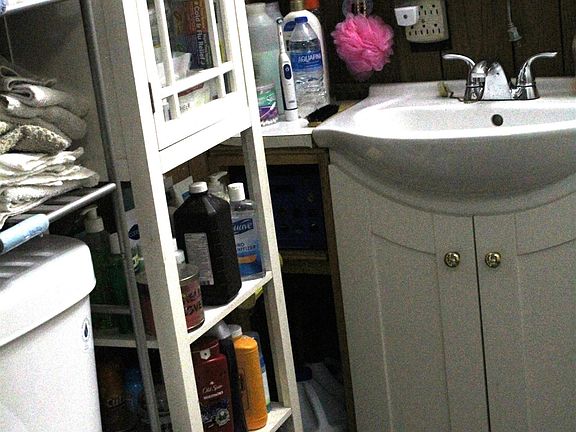 4th image of 773 San Mateo Rd