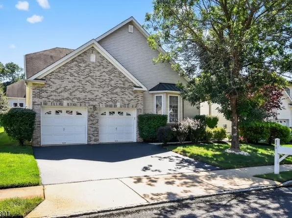 211 Bradwick Way, Marlboro Twp., NJ 07746