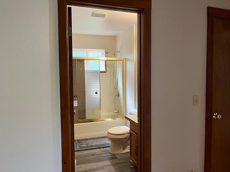 9472 Holly Farm Ln NE — Photo 11