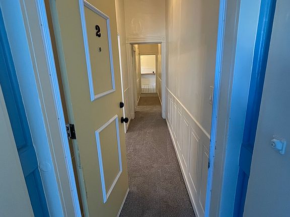 4th image of 705 Winslow St #2
