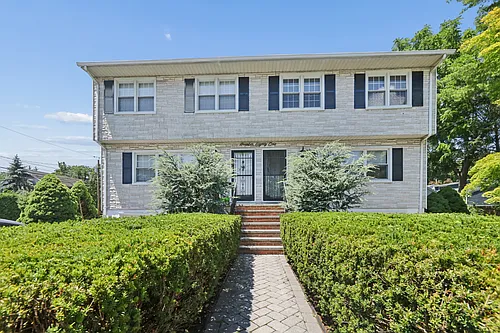 81 Cortlandt Pl Photo 1 81 Cortlandt Pl Photo 1