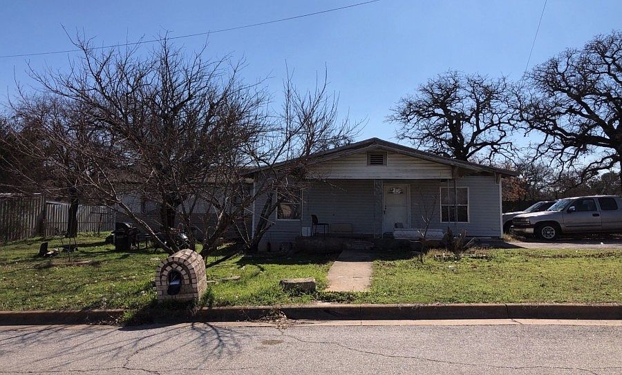 1st image of 3500 Childress St