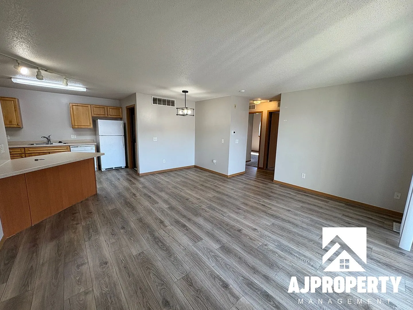 Park Place Condominiums - 7003 — Photo 4