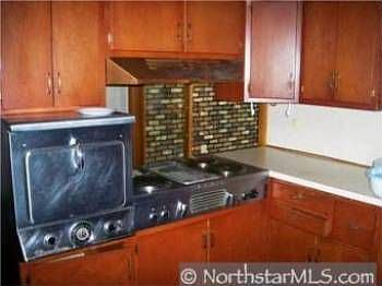 3rd image of 1520 Ames Ave