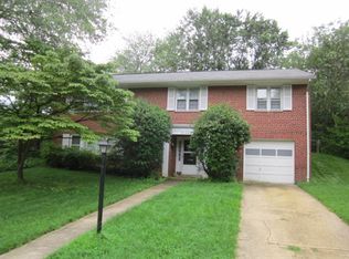 932 N Ashton St, Alexandria, VA 22312