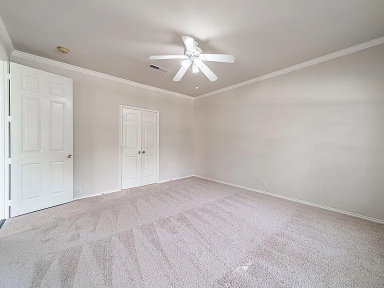 6870 Winston Dr — Photo 8