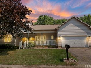 3812 Parkway Ln, Zion, IL 60099