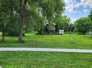 Beecher Ave, Thompsonville, MI 49683