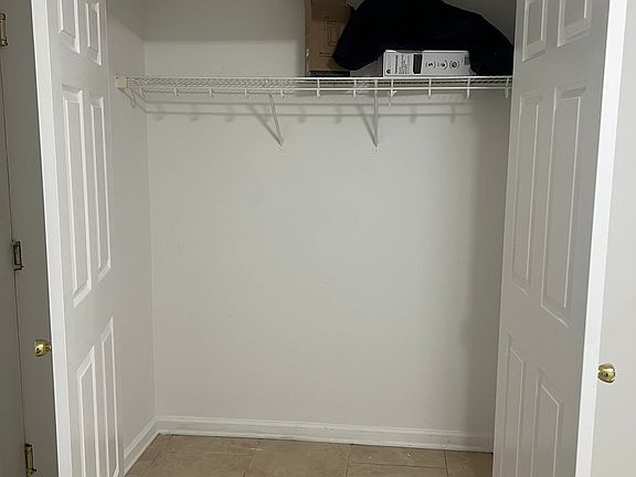 5th image of 615-617 4th St APT 1