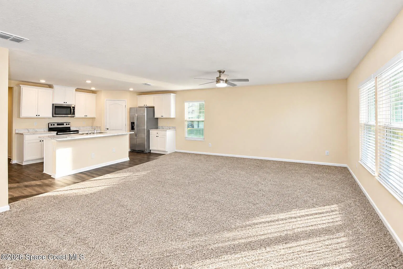 4 bed, 2.0 bath, 1863 sqft, $2,195 — Photo 4