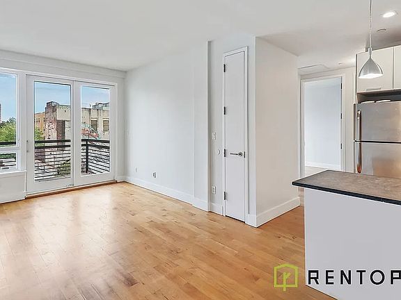 5th image of 836 Dekalb Ave APT 4D