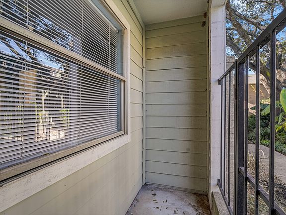 5th image of 2104 Cullen Ave #7-109