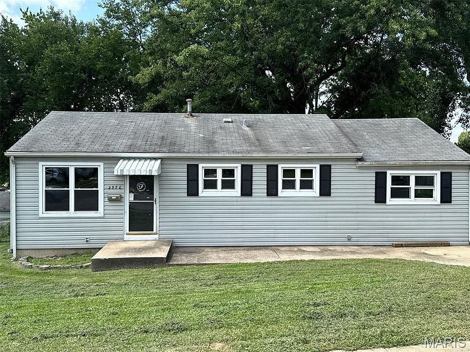 1st image of 2570 Mullanphy Ln