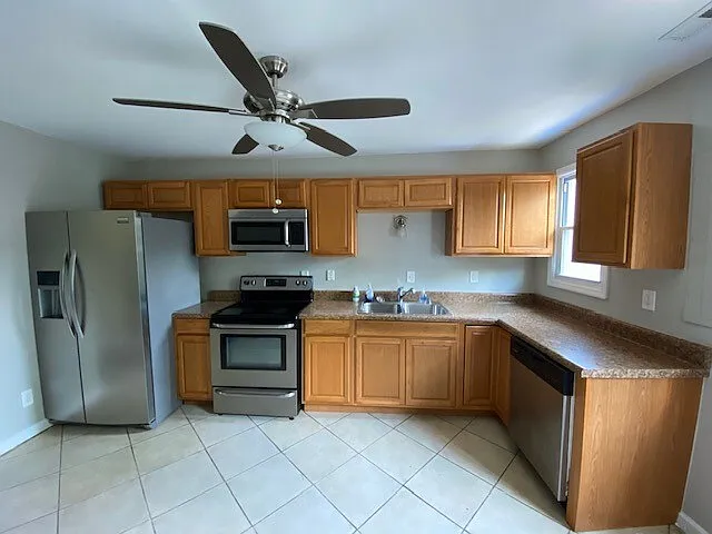 161 Merchant St — Photo 4