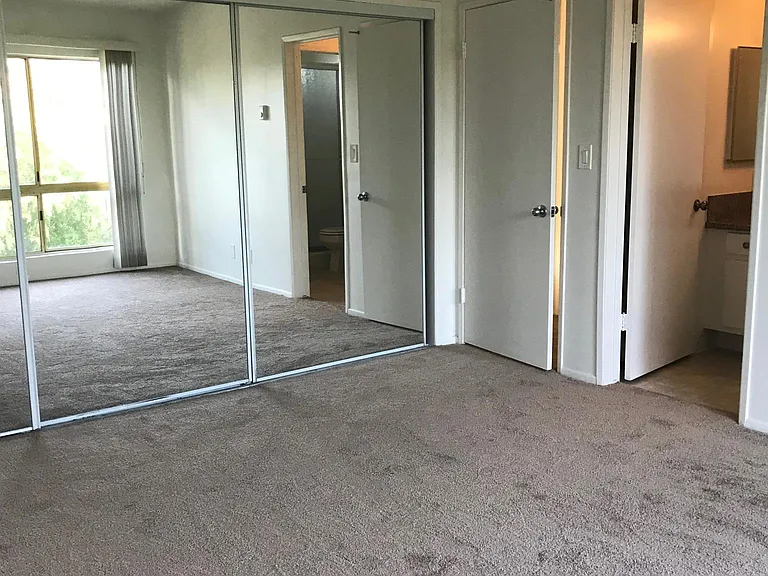 1236 Euclid St #201 — Photo 7