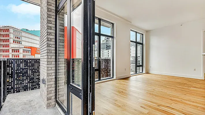 Rented by Nooklyn NYC LLC | media 19