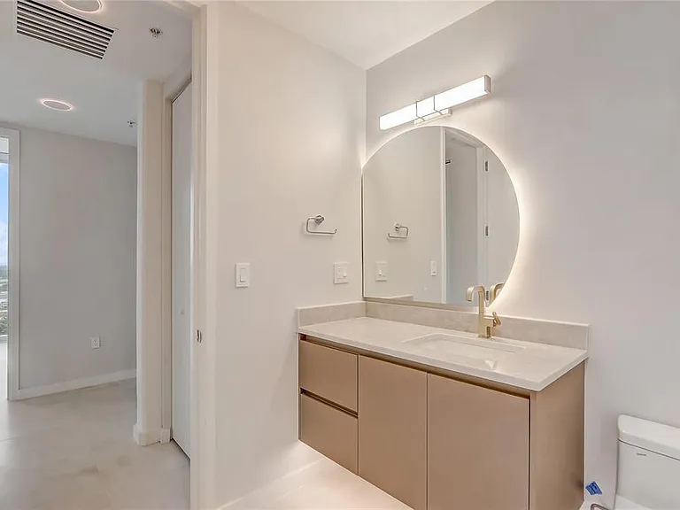 150 E Robinson St #2012 — Photo 11