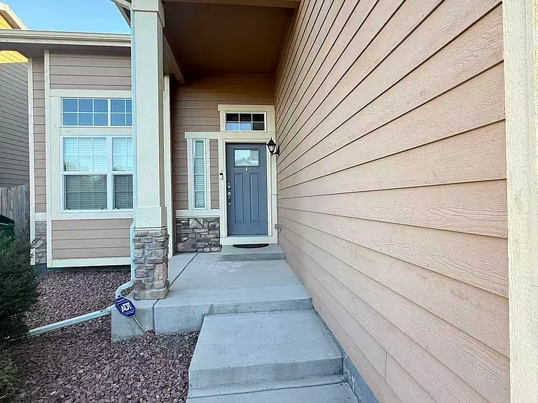7537 Colorado Tech Dr — Photo 2
