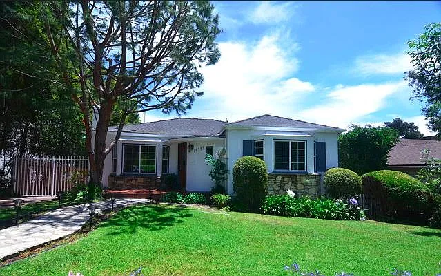 3 bed, 1448 sqft, $6,450 — Photo 1