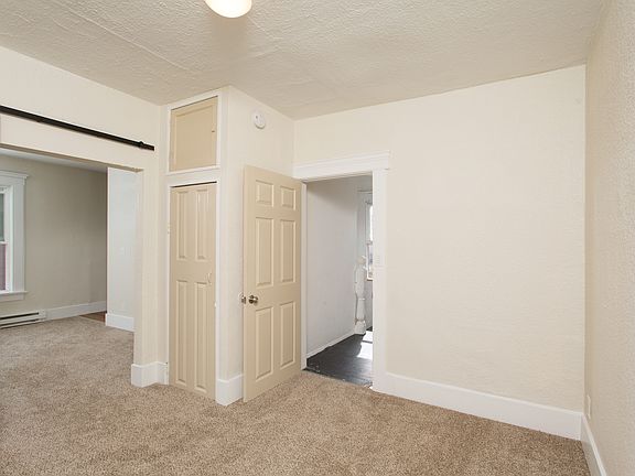 3rd image of 808 S I St APT D