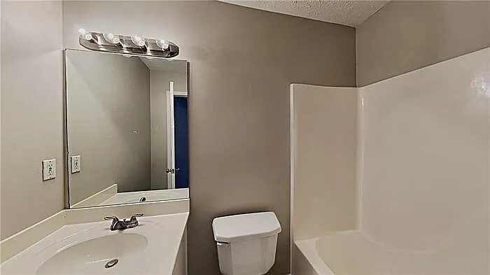 3361 English Oaks Dr NW — Photo 14