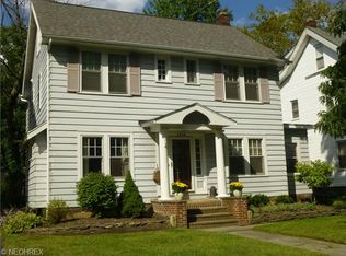 3135 Scarborough Rd, Cleveland Heights, OH 44118