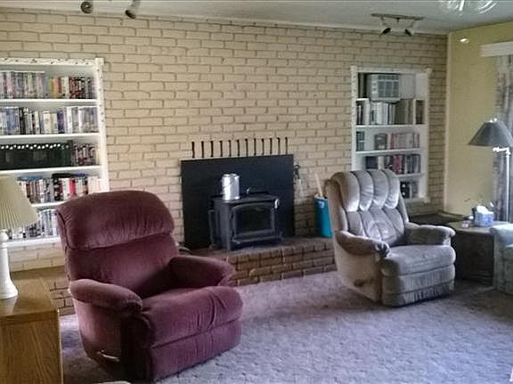 3rd image of 2059 Beverlynn Ln