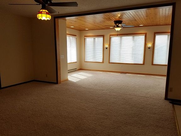 4th image of 716 Glenwood Dr