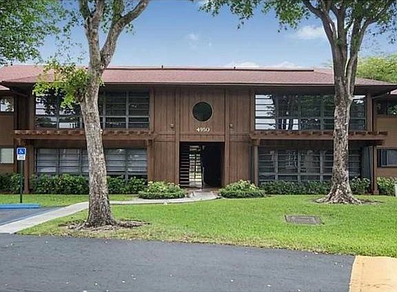 4th image of 4950 NW 102nd Ave APT 204