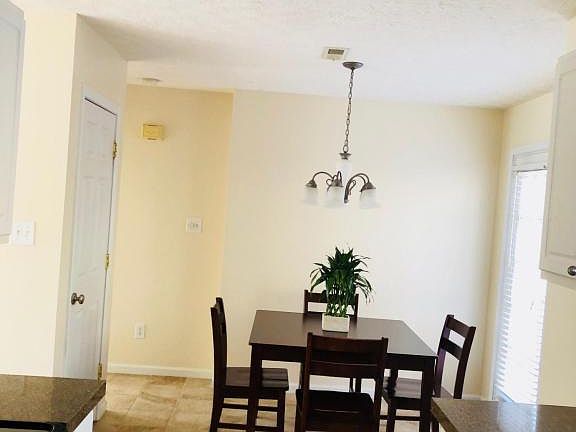 5th image of 753 Colony Village Way