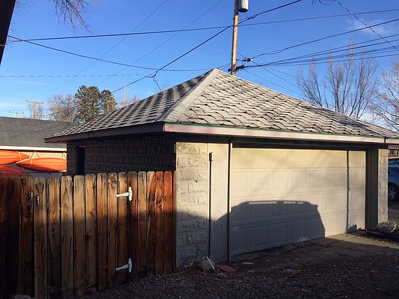 3rd image of 325 2nd Ave N