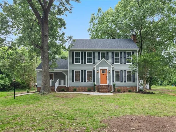 1756 Tyndall Point Rd, Gloucester Point, VA 23062