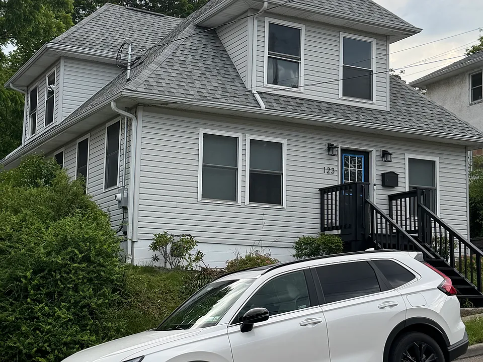 123 Robble Ave
