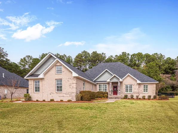3015 Lowerlake Dr, Sumter, SC 29150