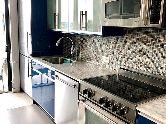 4th image of 8100 Byron Ave APT 508