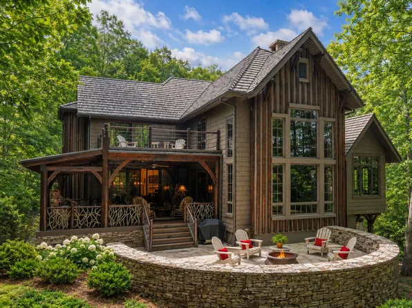 2141 Upper Divide Road, Highlands, NC 28741