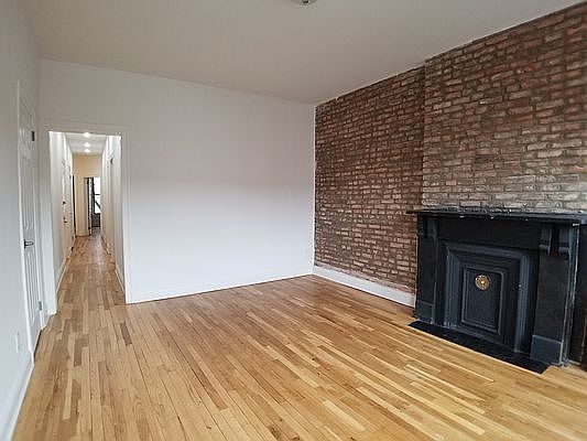 3rd image of 59 5th Ave APT 1